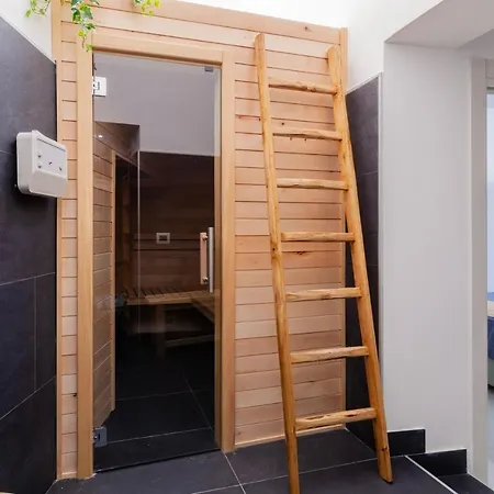La Casa Di Armida Boutique Homes Con Sauna * 那不勒斯